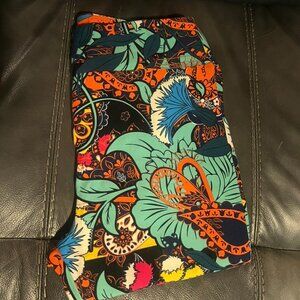 LuLaRoe Leggings - women's tall & curvy
